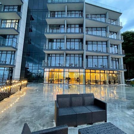 Hotel Biota Квариати Экстерьер фото